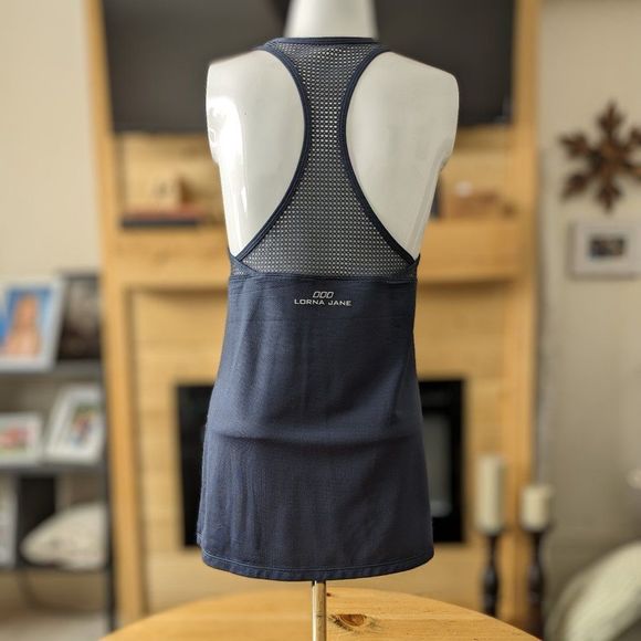 27. Lorna Jane Houston Excel Tank Top Canyon Blue Size medium - Picture 3 of 10